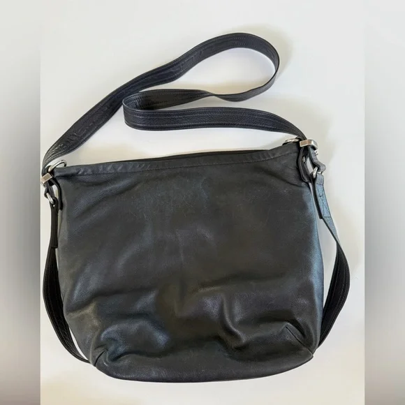 Rough and Tumble Leather Crossbody Bag - Picture 2 of 7